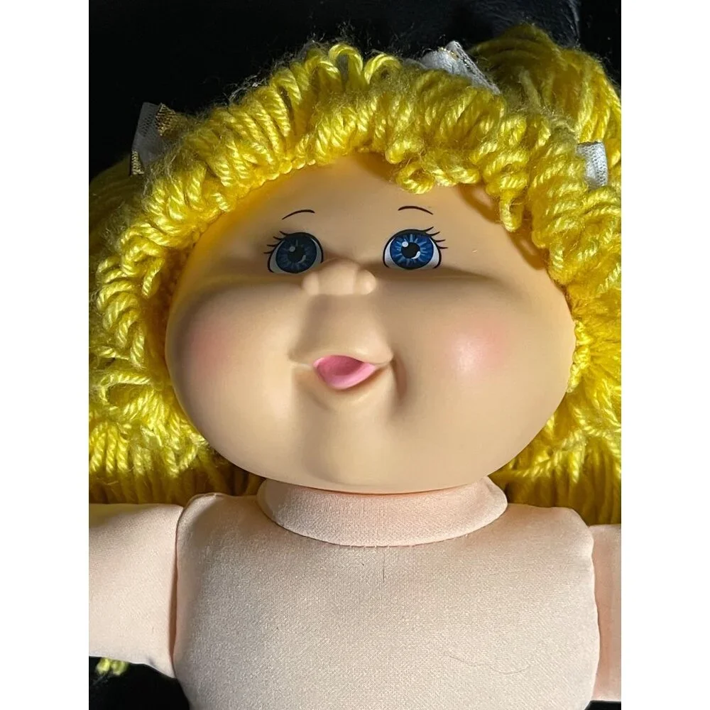 Cabbage Patch Kids Yellow Yarn Hair Doll In Pink & Gold Polka Dot Dress 2015